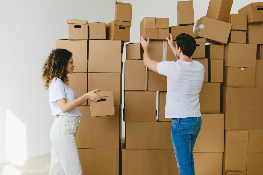 Goedkoop ontruimen: tips voor een snelle en betaalbare woningontruiming